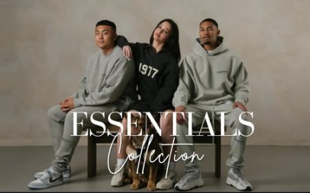 Essential Hoodie for Travel: Comfort Meets Functionality