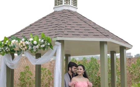 The Pixel City: Best Maternity Shoot Location in Pune with Pre-Wedding Magic Across Maharashtra