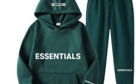 Essential Hoodie - Casual Style for Urban and Outdoor Life