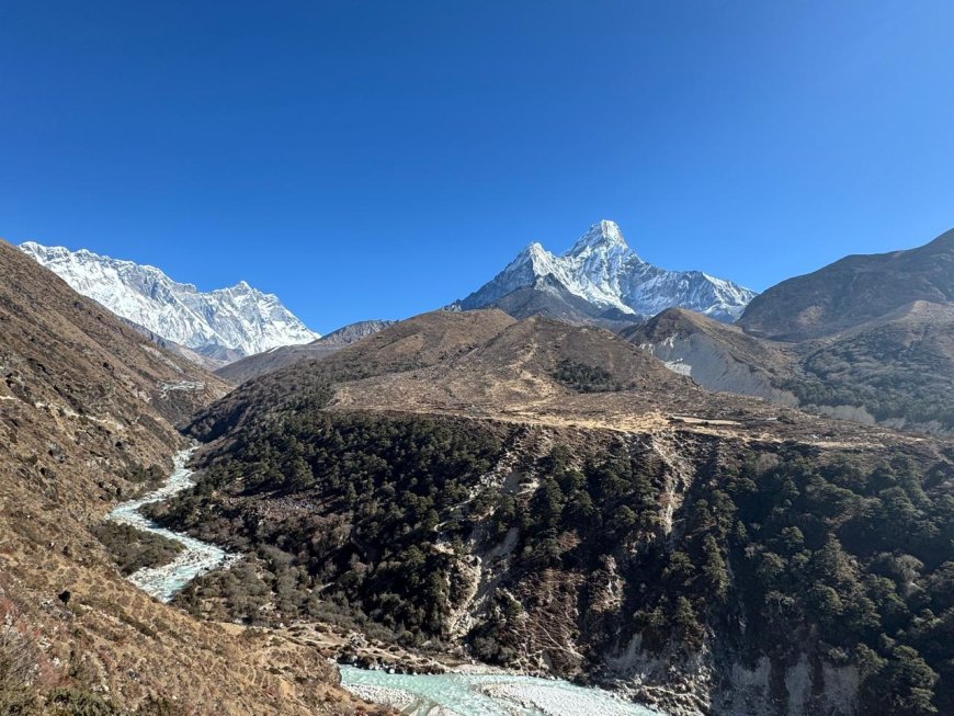 How to Choose Between Group vs. Private Everest Base Camp Trek