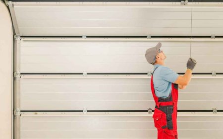 How to Handle Emergency Commercial Garage Door Repairs in Azusa