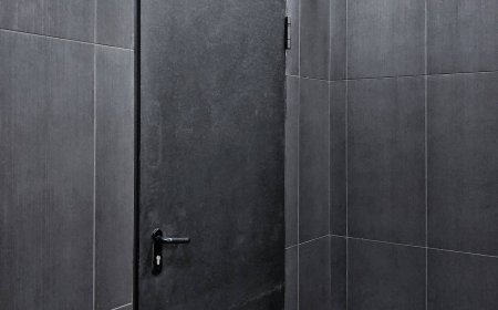 Why Decking Materials Matter When Designing Your Outdoor Space