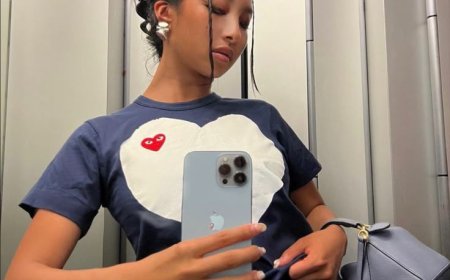 How Did Comme des Garçons Change Fashion