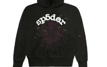 Black Spider Hoodie with Sp5der Clothing: The Ultimate Urban Style Statement