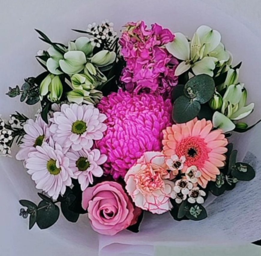 Celebrate with Grace: Premium Flower and Wine Gifting by Blossom By Daisy