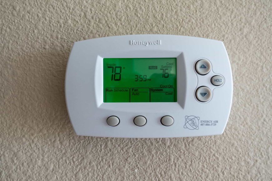 Troubleshooting a Honeywell Thermostat Blank Screen